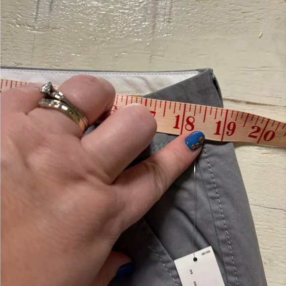 Old Navy Women's Perfect Boot Cut Khaki Pants Size 16 Petite Grey New High Rise - Picture 3 of 7